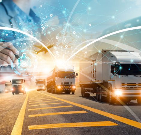 gerente-transporte-logistica-comprobando-controlando-distribucion-red-logistica-cliente